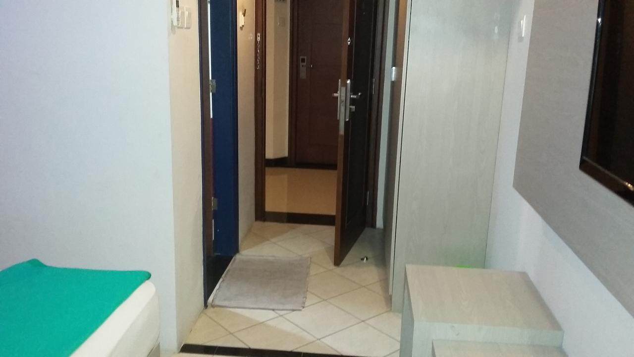 Hotel Kharisma Madiun Zewnętrze zdjęcie